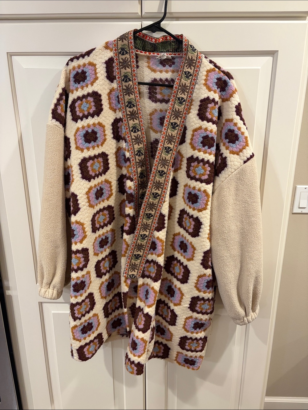 Cozy Floral Pattern Sherpa Cardigan Sweater - Cream & Brown size S/M